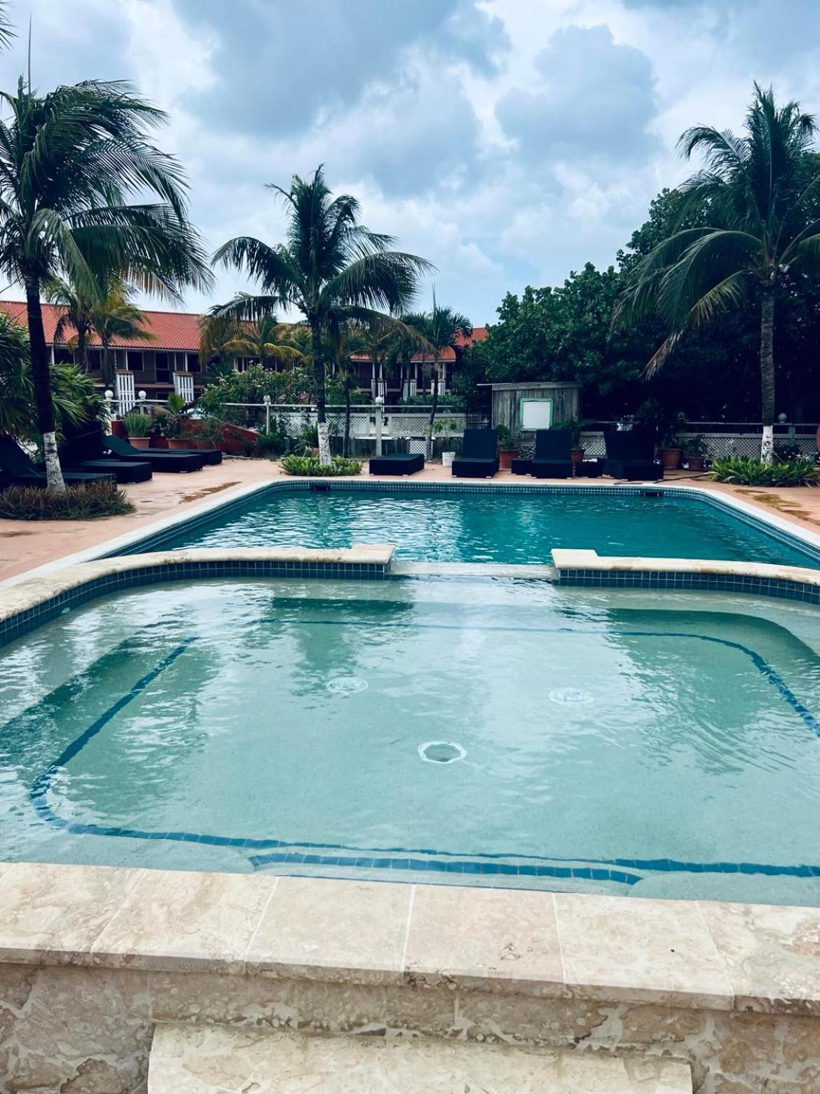 Sand Dollar Apartment B11 Serenity By The Sea คราเลนไดค์ ภายนอก รูปภาพ